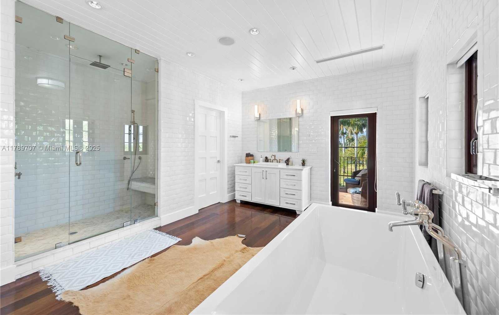 Small Image of 1201 NORTH EAST 83RD ST, Miami Number 32