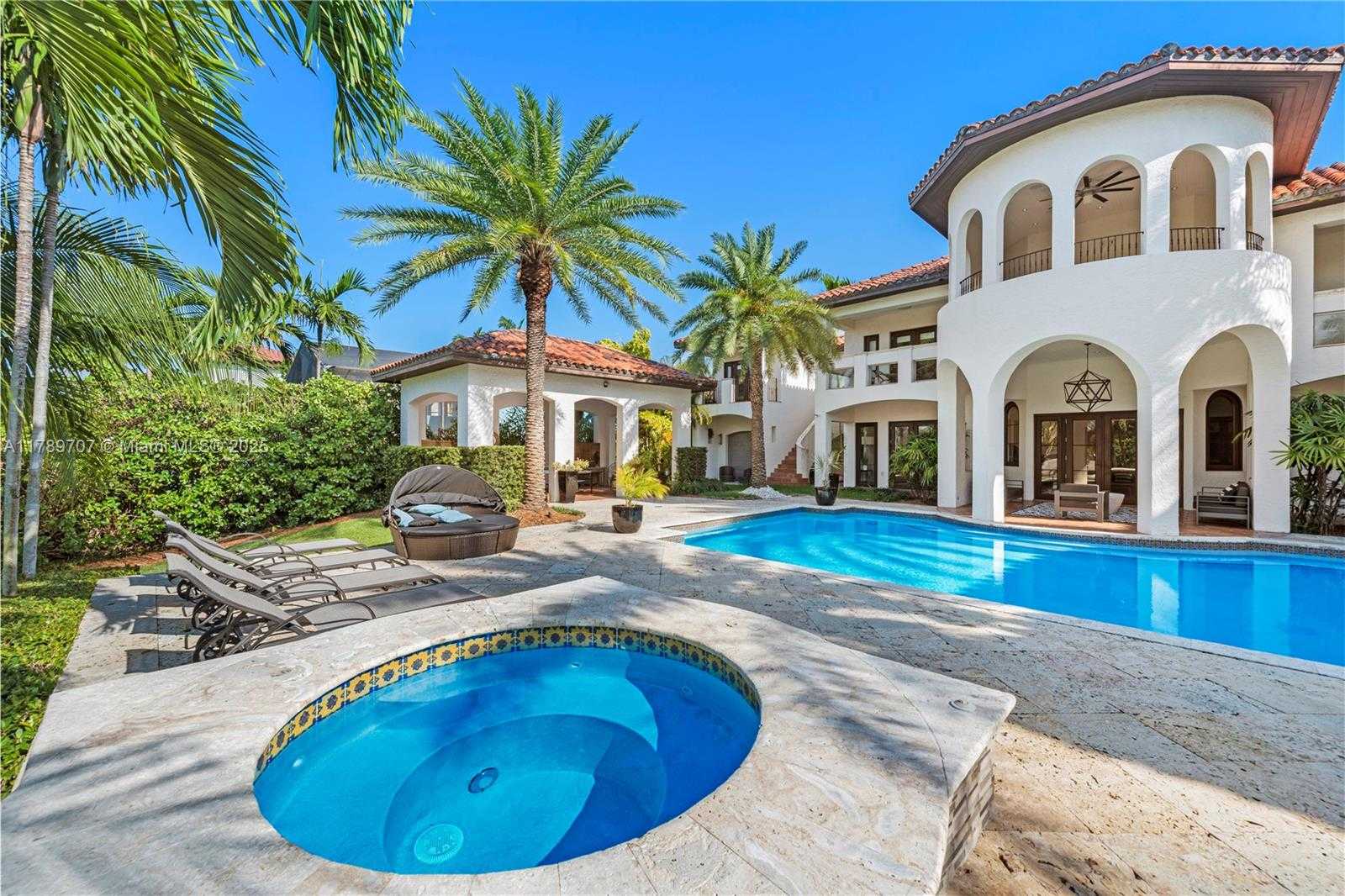 Small Image of 1201 NORTH EAST 83RD ST, Miami Number 4