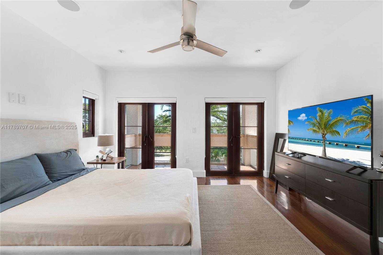 Small Image of 1201 NORTH EAST 83RD ST, Miami Number 42