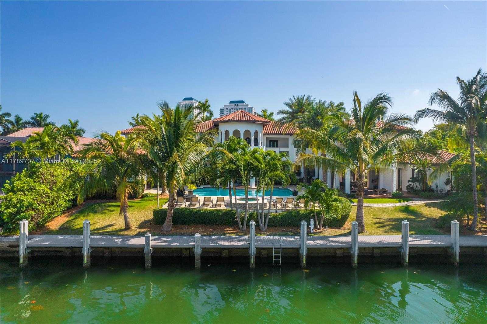 Small Image of 1201 NORTH EAST 83RD ST, Miami Number 55