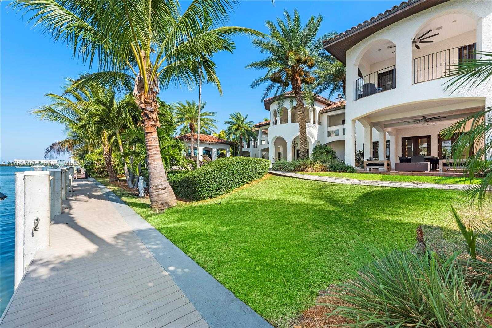 Small Image of 1201 NORTH EAST 83RD ST, Miami Number 67