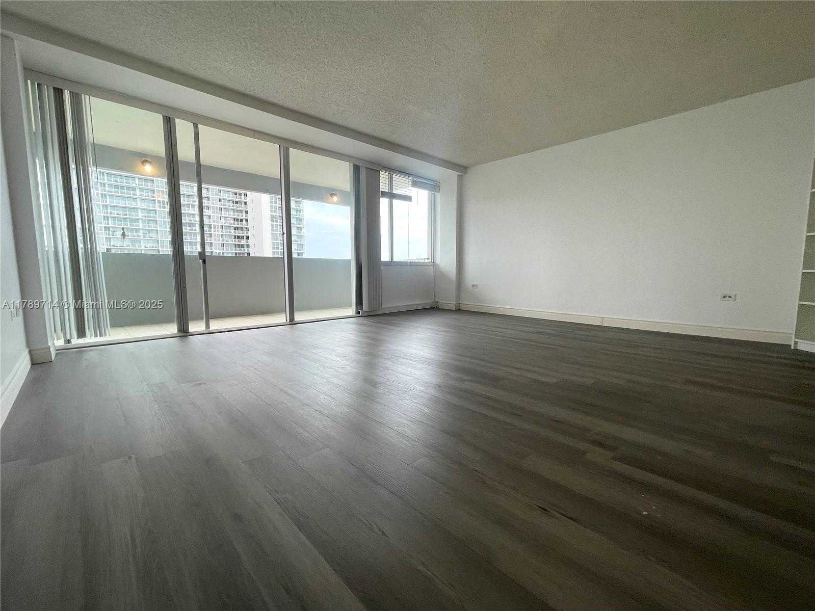 Small Image of 7545 EAST TREASURE DR #8D, North Bay Village Number 5