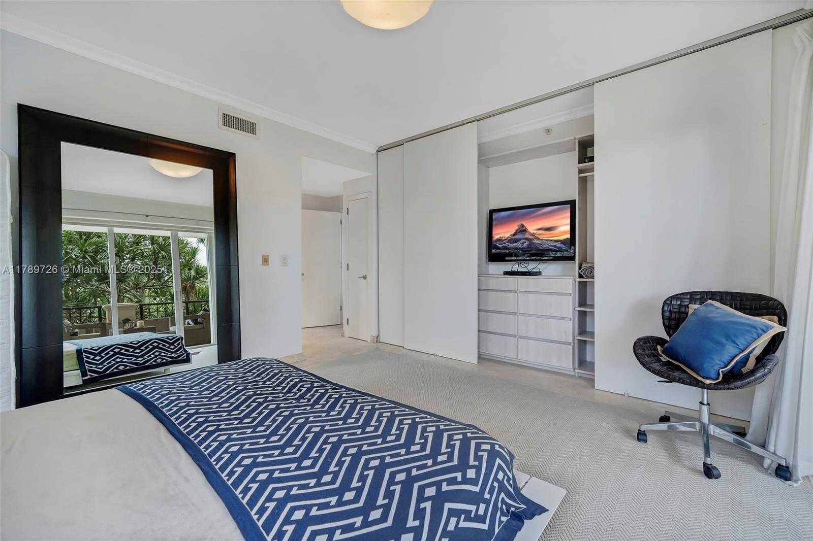 Small Image of 19227 FISHER ISLAND DR #19227, Miami Beach Number 18