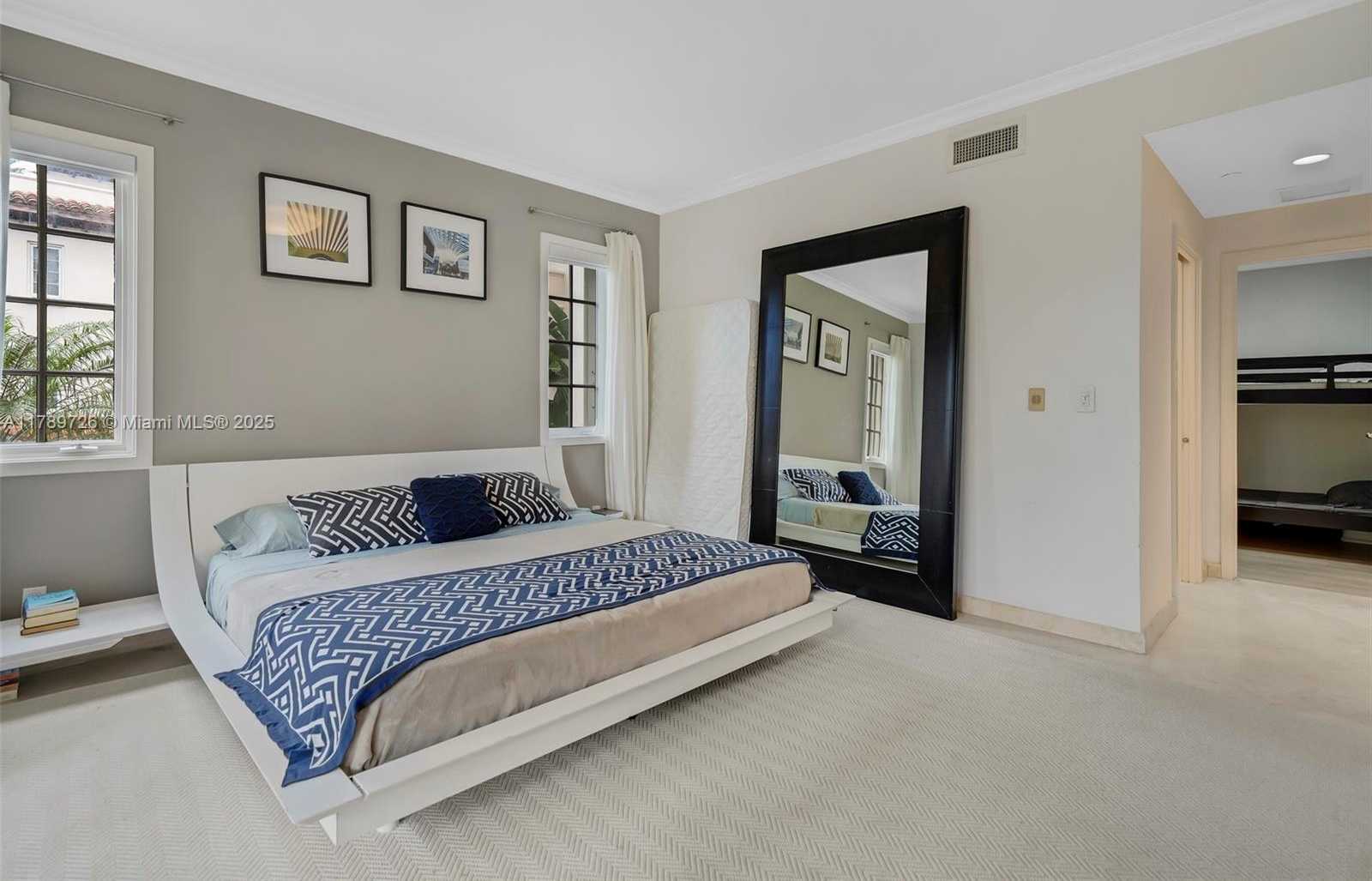 Small Image of 19227 FISHER ISLAND DR #19227, Miami Beach Number 23