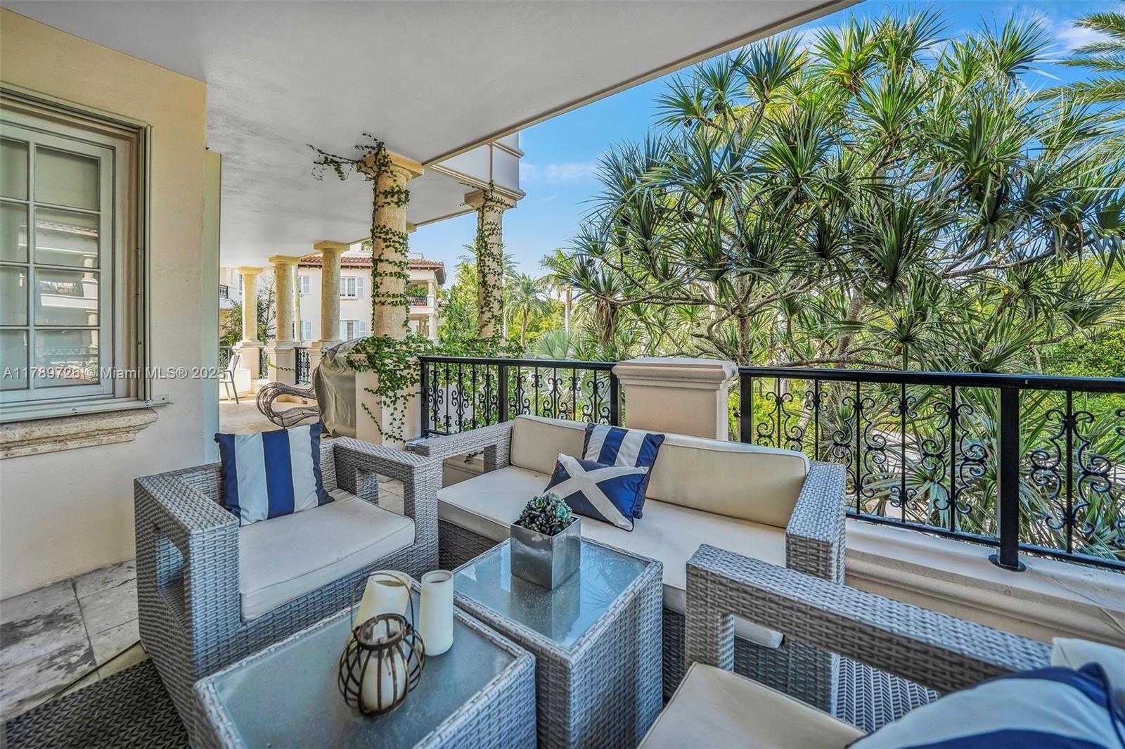 Small Image of 19227 FISHER ISLAND DR #19227, Miami Beach Number 31