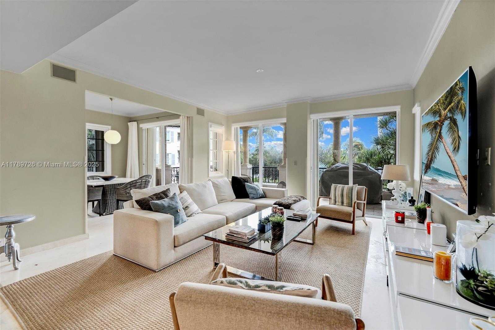 Small Image of 19227 FISHER ISLAND DR #19227, Miami Beach Number 6
