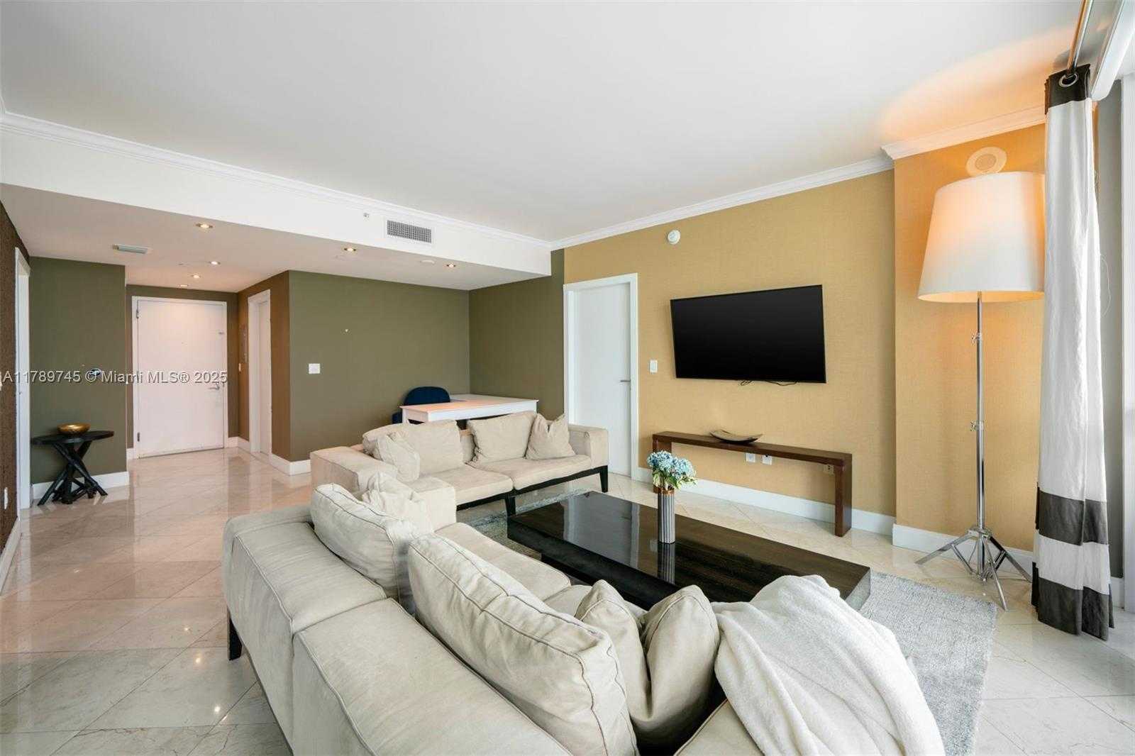 Small Image of 520 WEST AVENUE #1603, Miami Beach Number 4