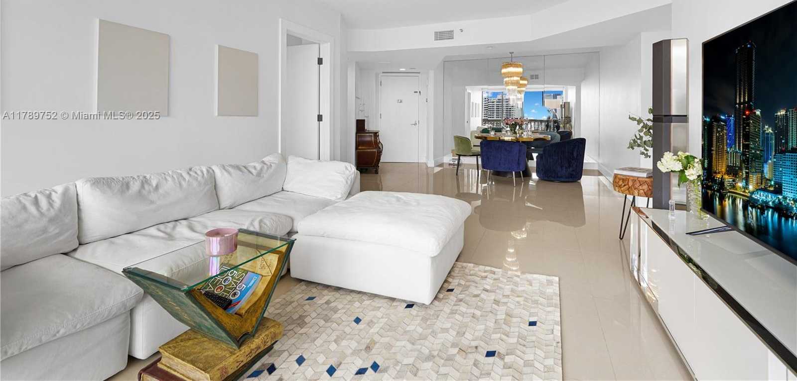 Small Image of 1000 ISLAND BLVD #2508, Aventura Number 10
