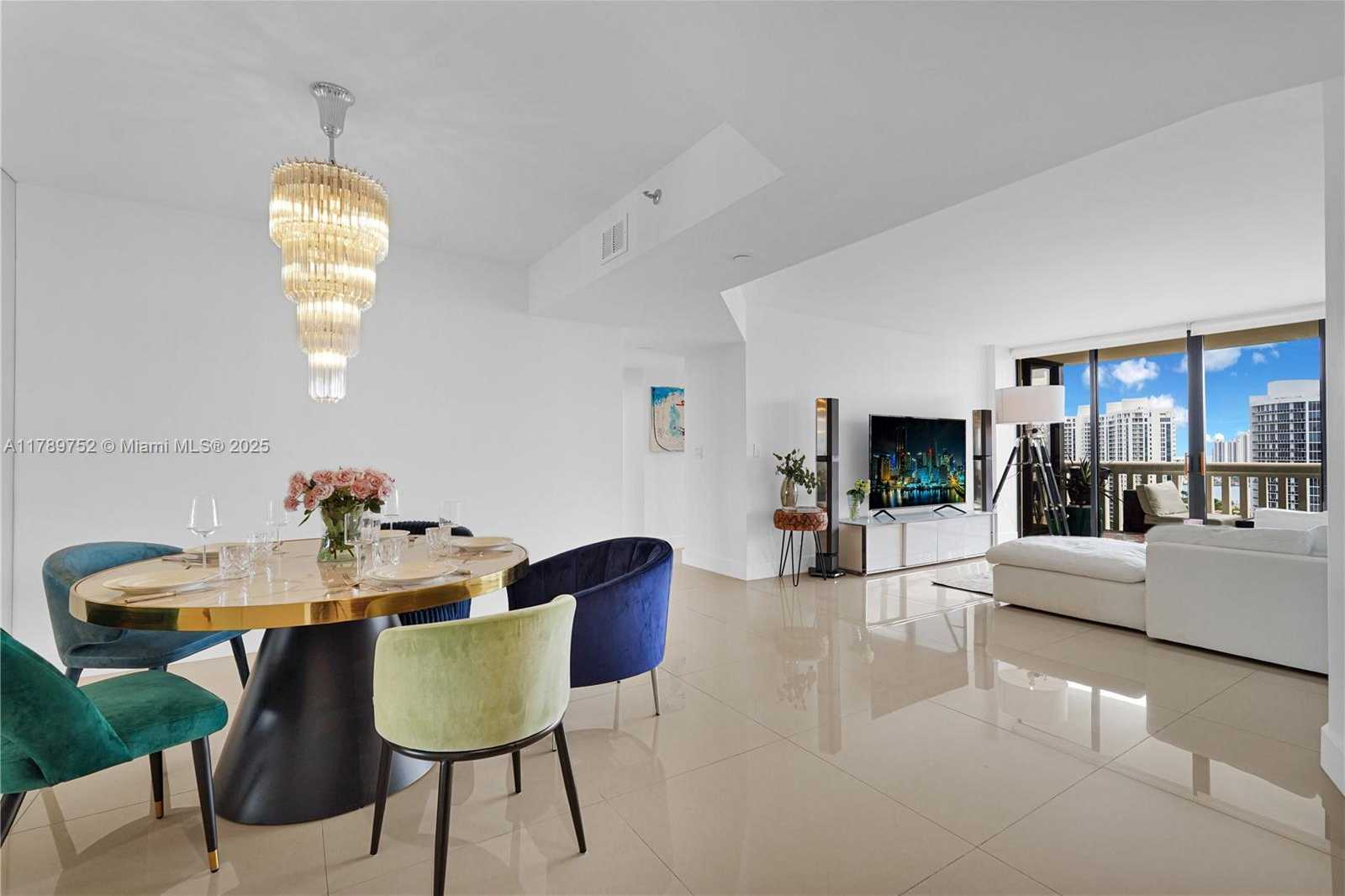 Small Image of 1000 ISLAND BLVD #2508, Aventura Number 15