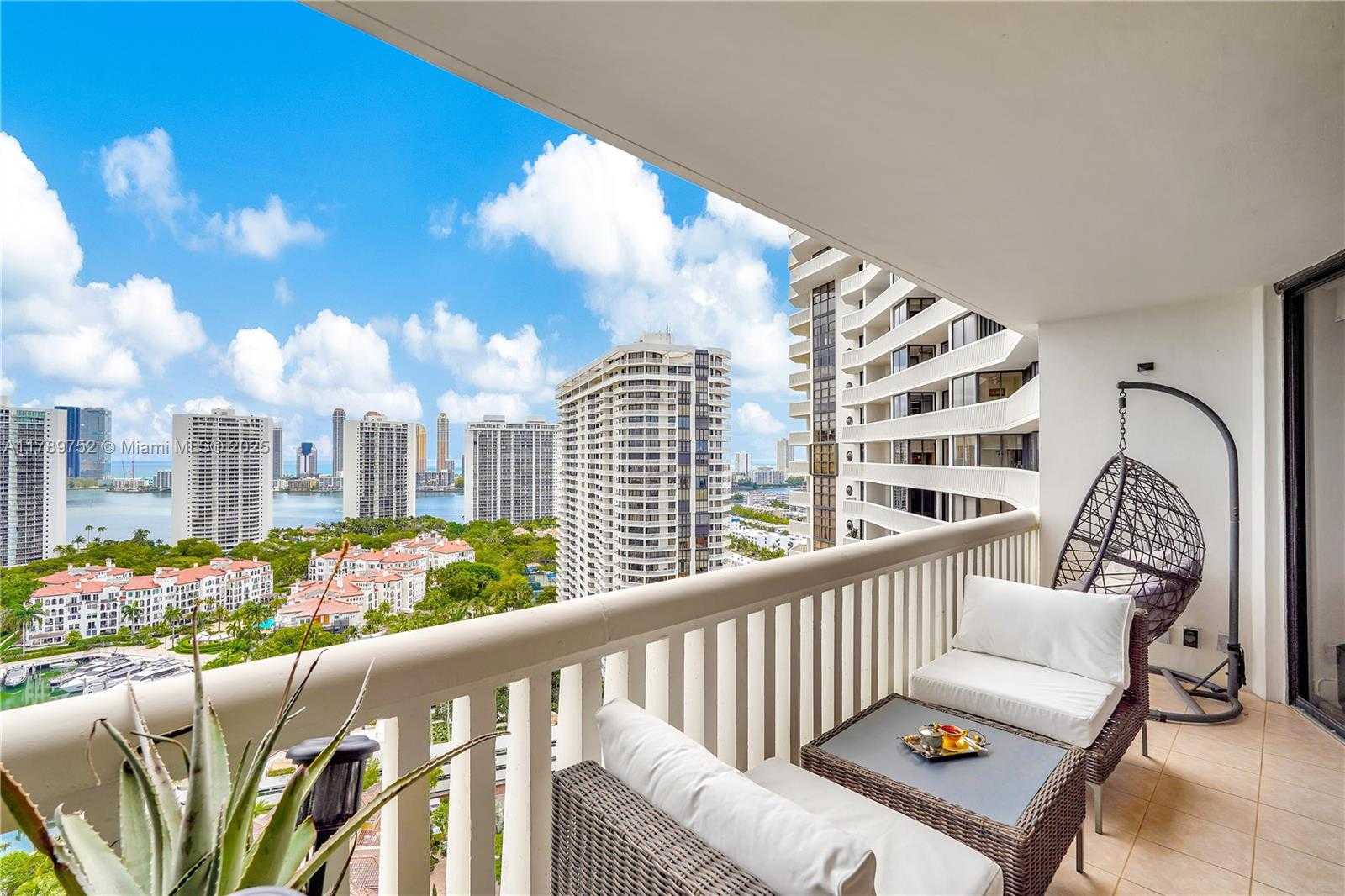 Small Image of 1000 ISLAND BLVD #2508, Aventura Number 22