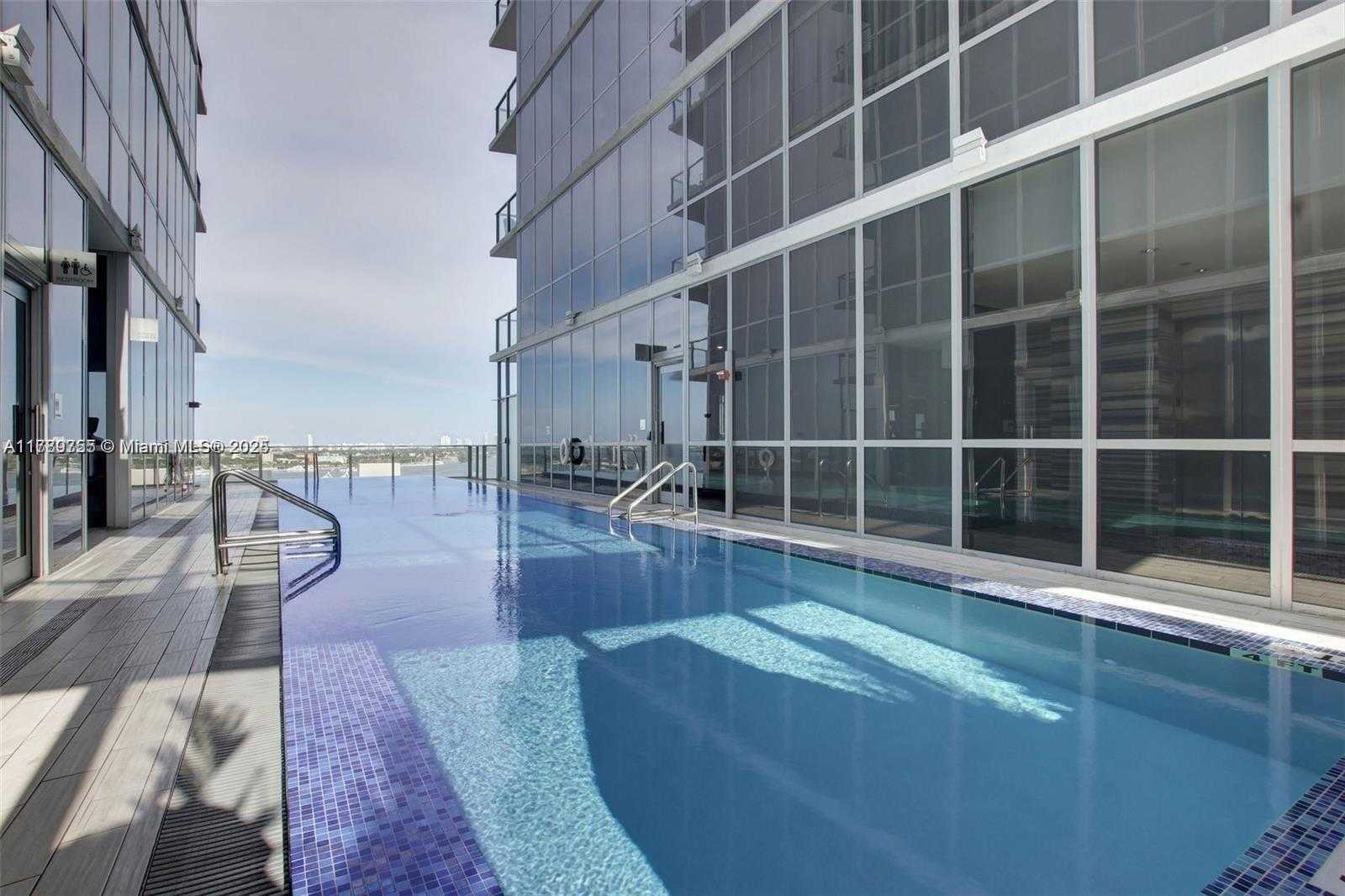 Small Image of 1100 BISCAYNE BLVD #5801, Miami Number 25