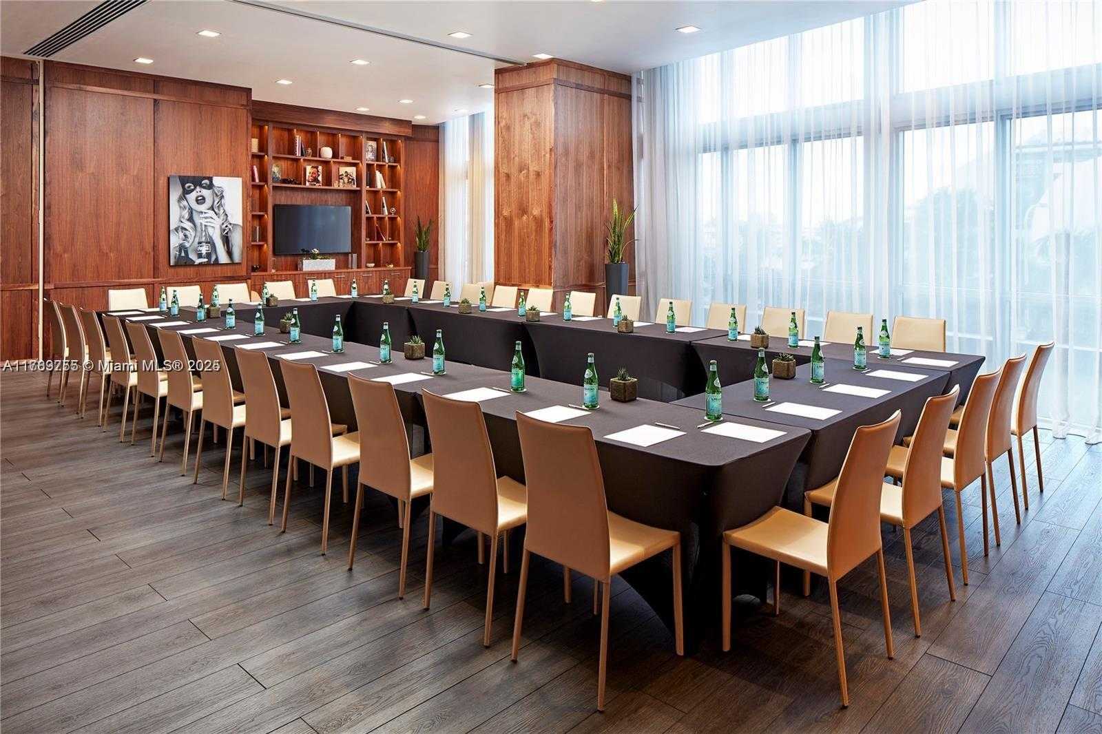 Small Image of 1100 BISCAYNE BLVD #5801, Miami Number 49