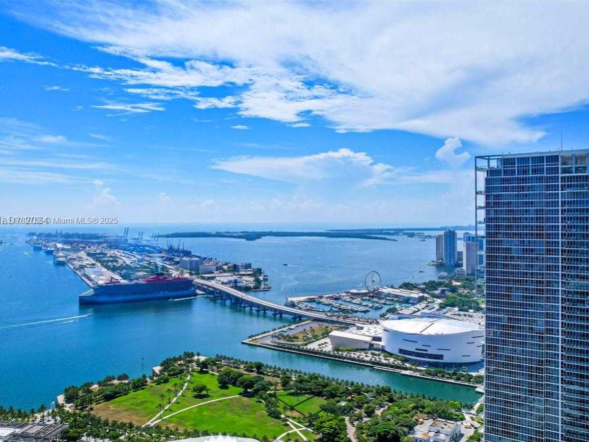 Small Image of 1100 BISCAYNE BLVD #5801, Miami Number 6