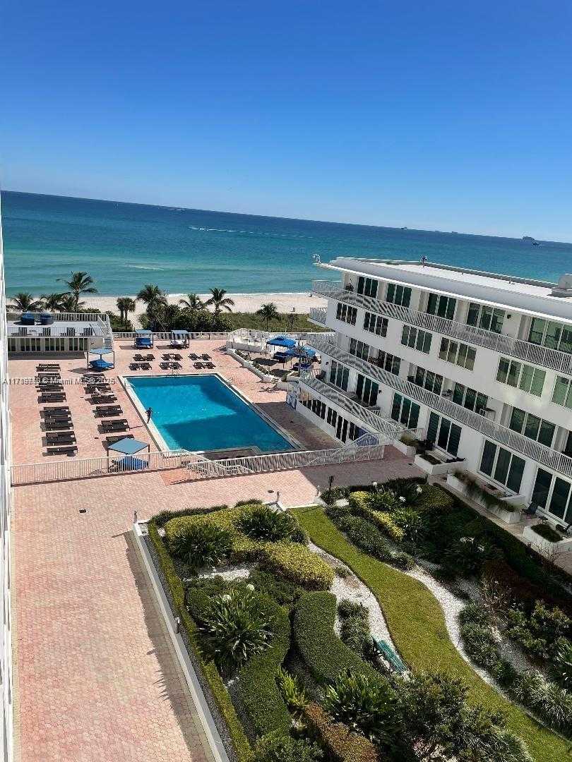 Small Image of 5401 COLLINS AVE #514, Miami Beach Number 5
