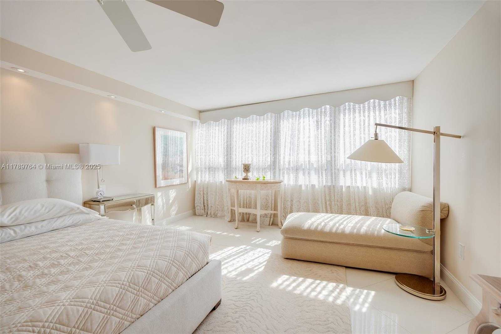 Small Image of 2 GROVE ISLE DR #B305, Miami Number 10
