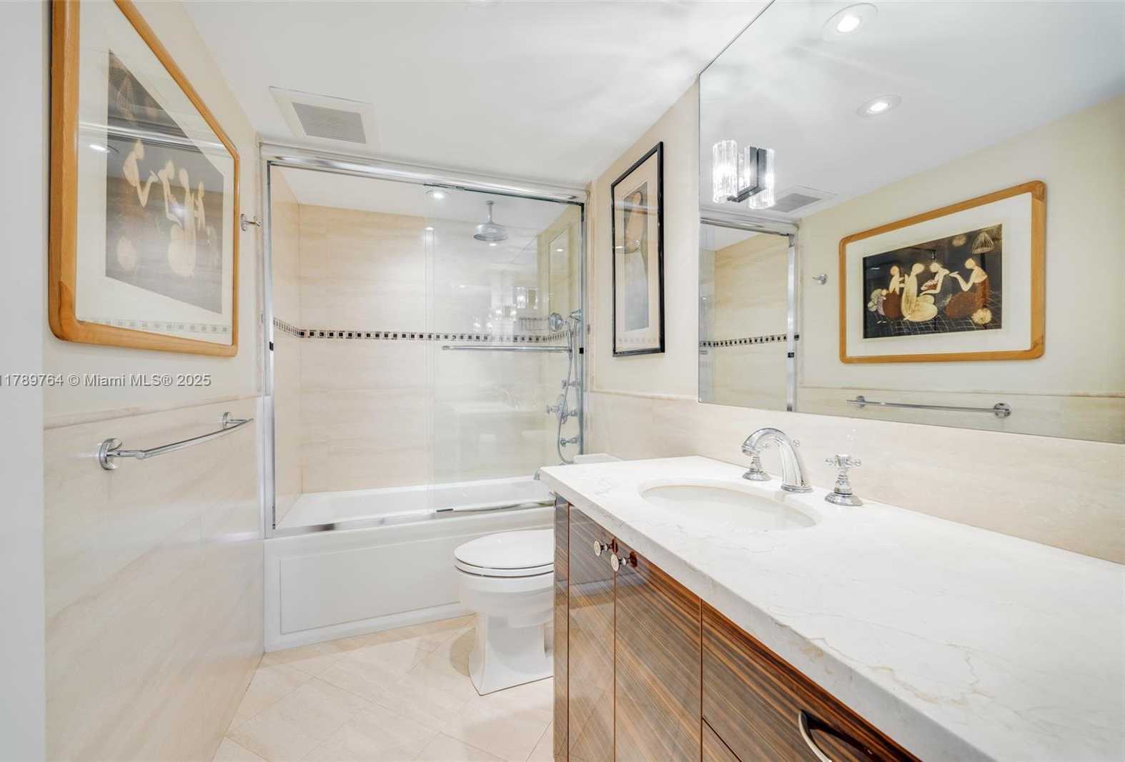 Small Image of 2 GROVE ISLE DR #B305, Miami Number 16