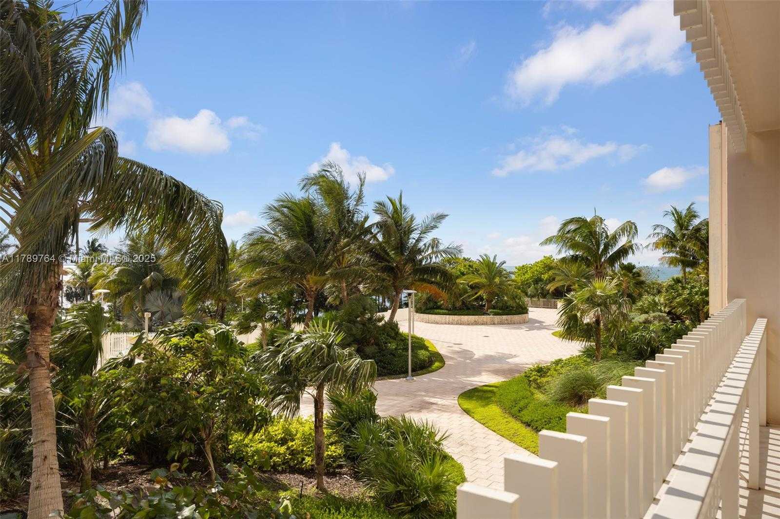 Small Image of 2 GROVE ISLE DR #B305, Miami Number 18