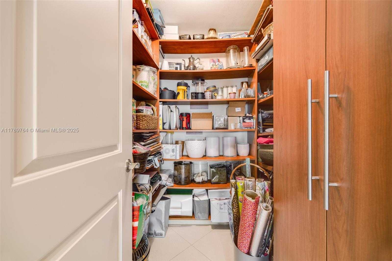 Small Image of 2 GROVE ISLE DR #B305, Miami Number 19