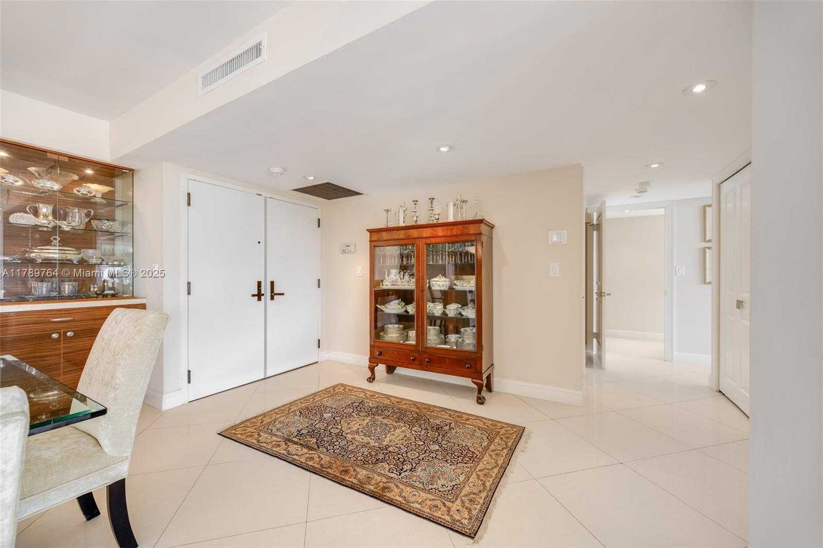 Small Image of 2 GROVE ISLE DR #B305, Miami Number 2