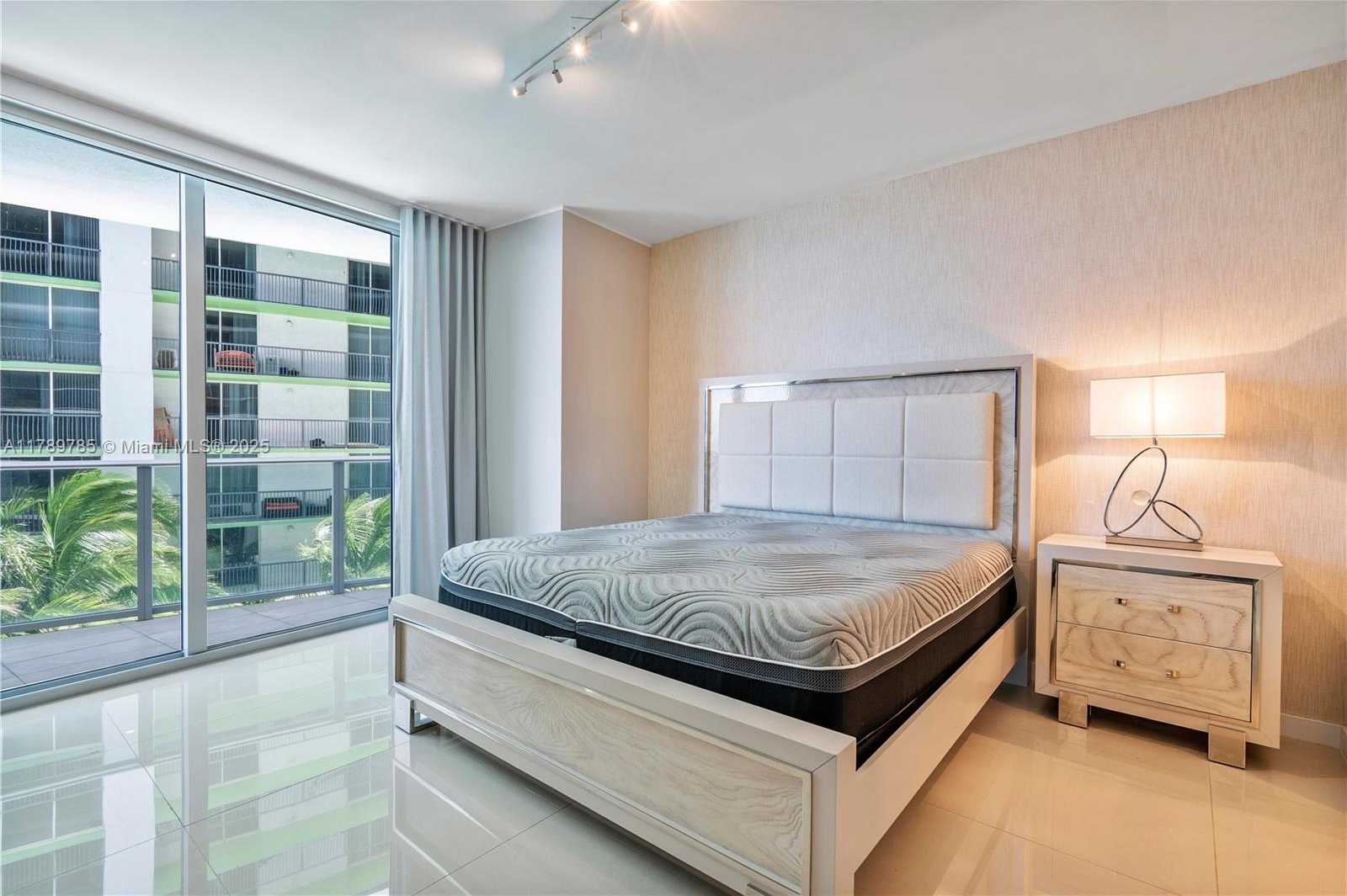 Small Image of 488 NORTH EAST 18TH ST #1610, Miami Number 52