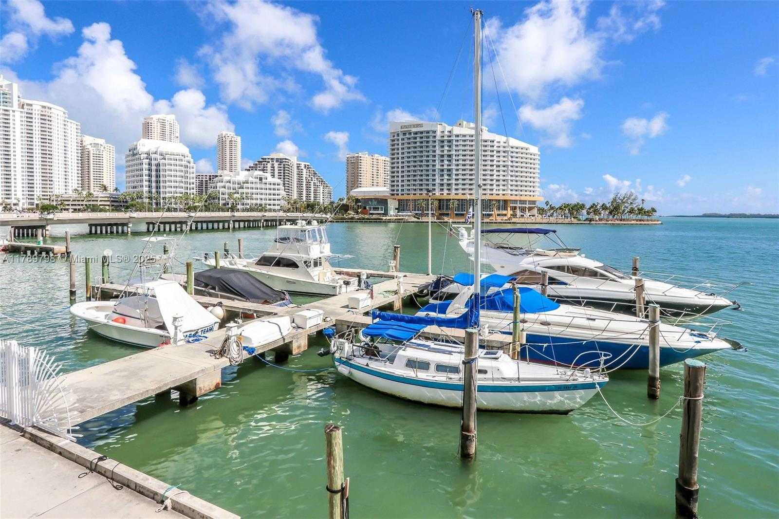 Small Image of 905 BRICKELL BAY DR #1121, Miami Number 20