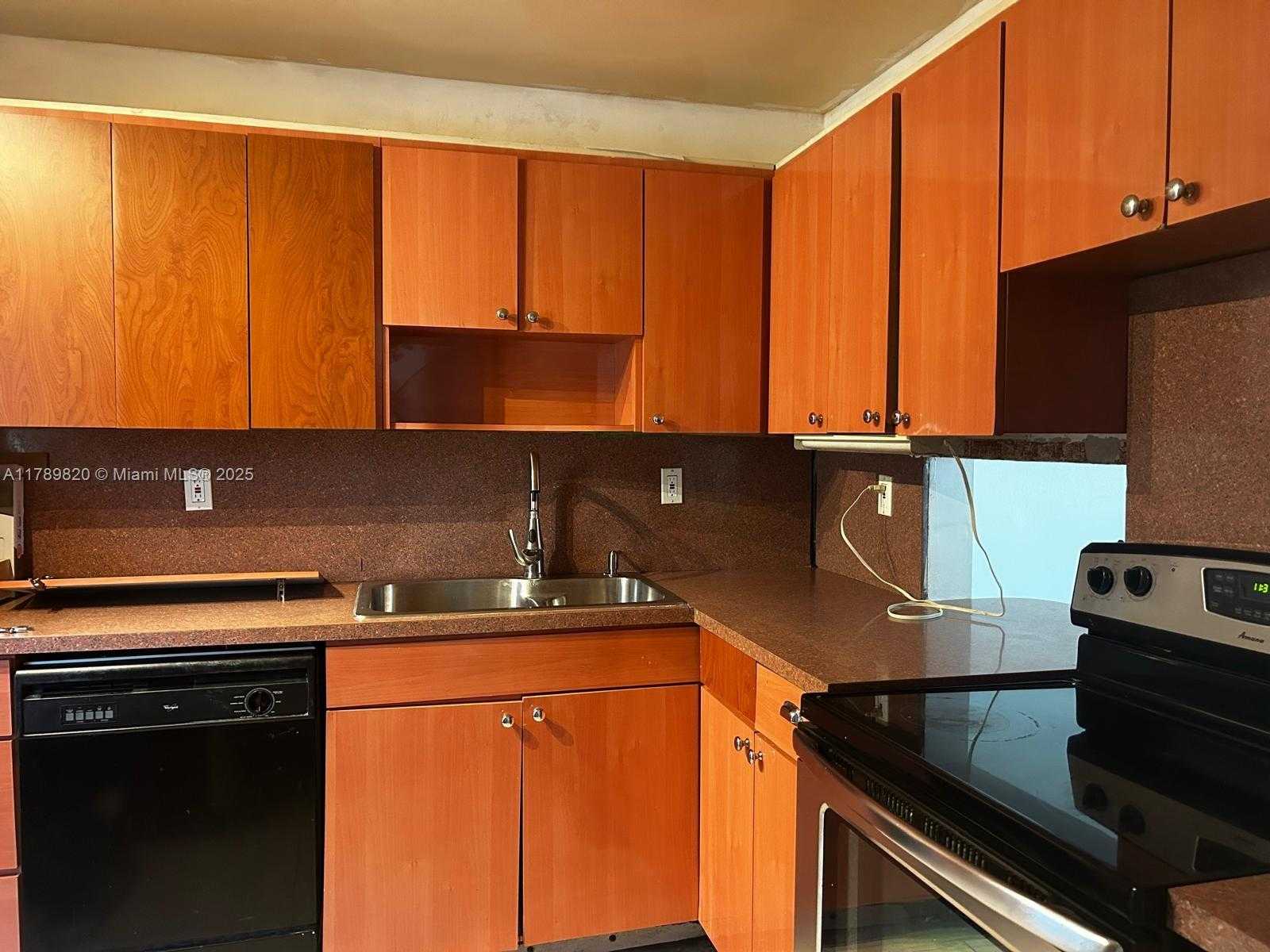 Small Image of 1850 NORTH EAST 169TH ST #209, North Miami Beach Number 3