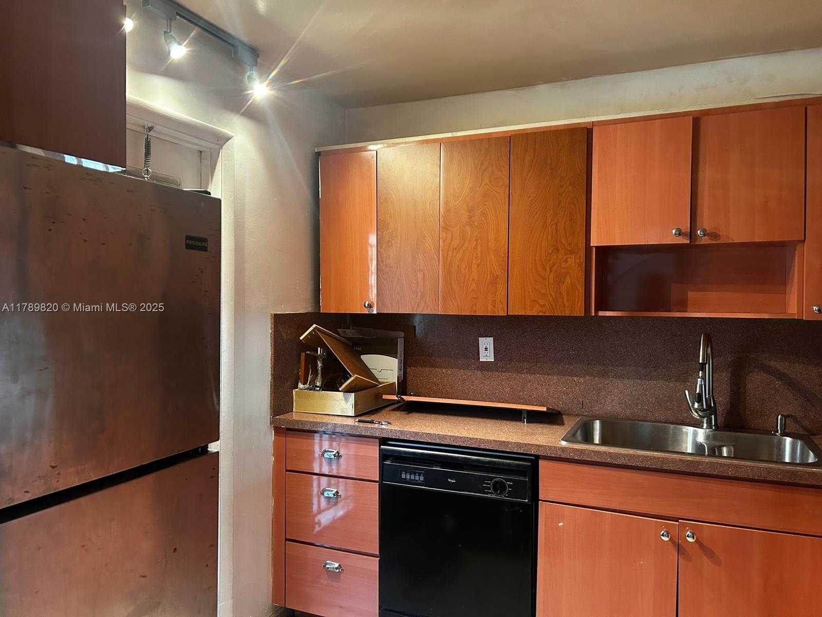 Small Image of 1850 NORTH EAST 169TH ST #209, North Miami Beach Number 9