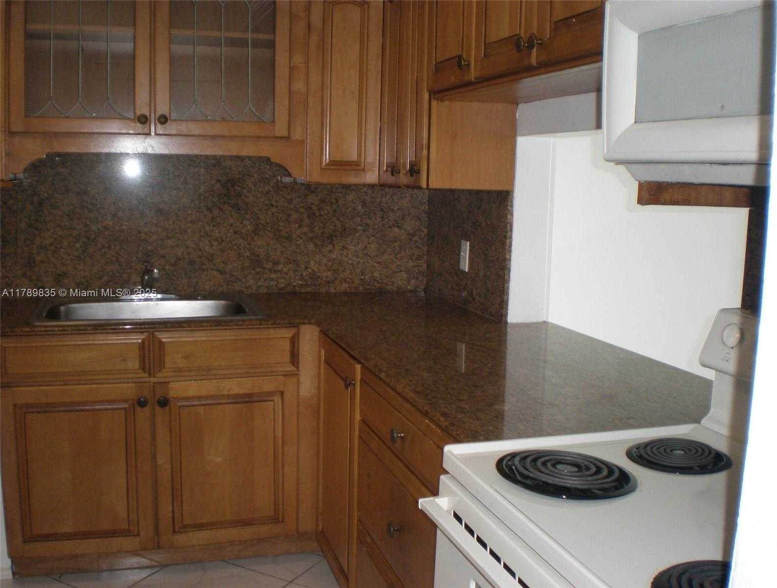 Small Image of 1460 NORTH EAST 169TH ST #310, Miami Number 2