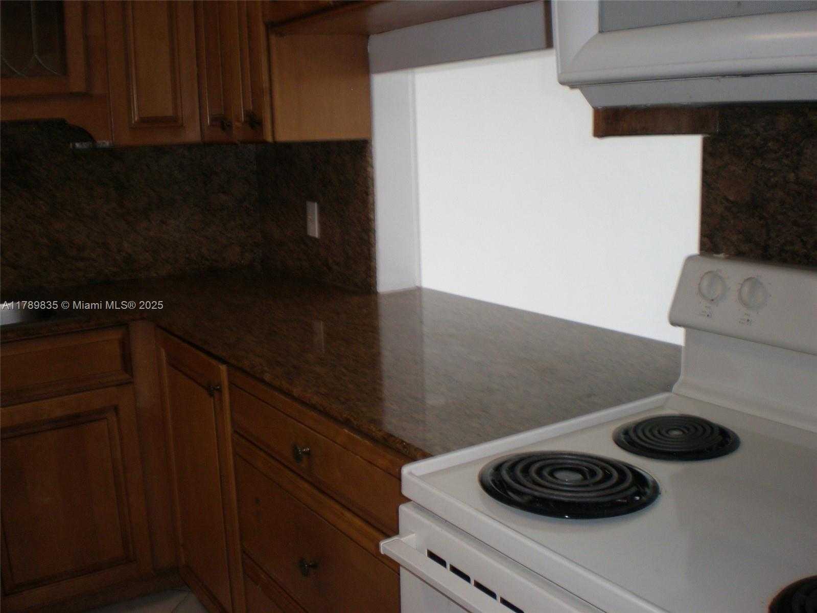 Small Image of 1460 NORTH EAST 169TH ST #310, Miami Number 6