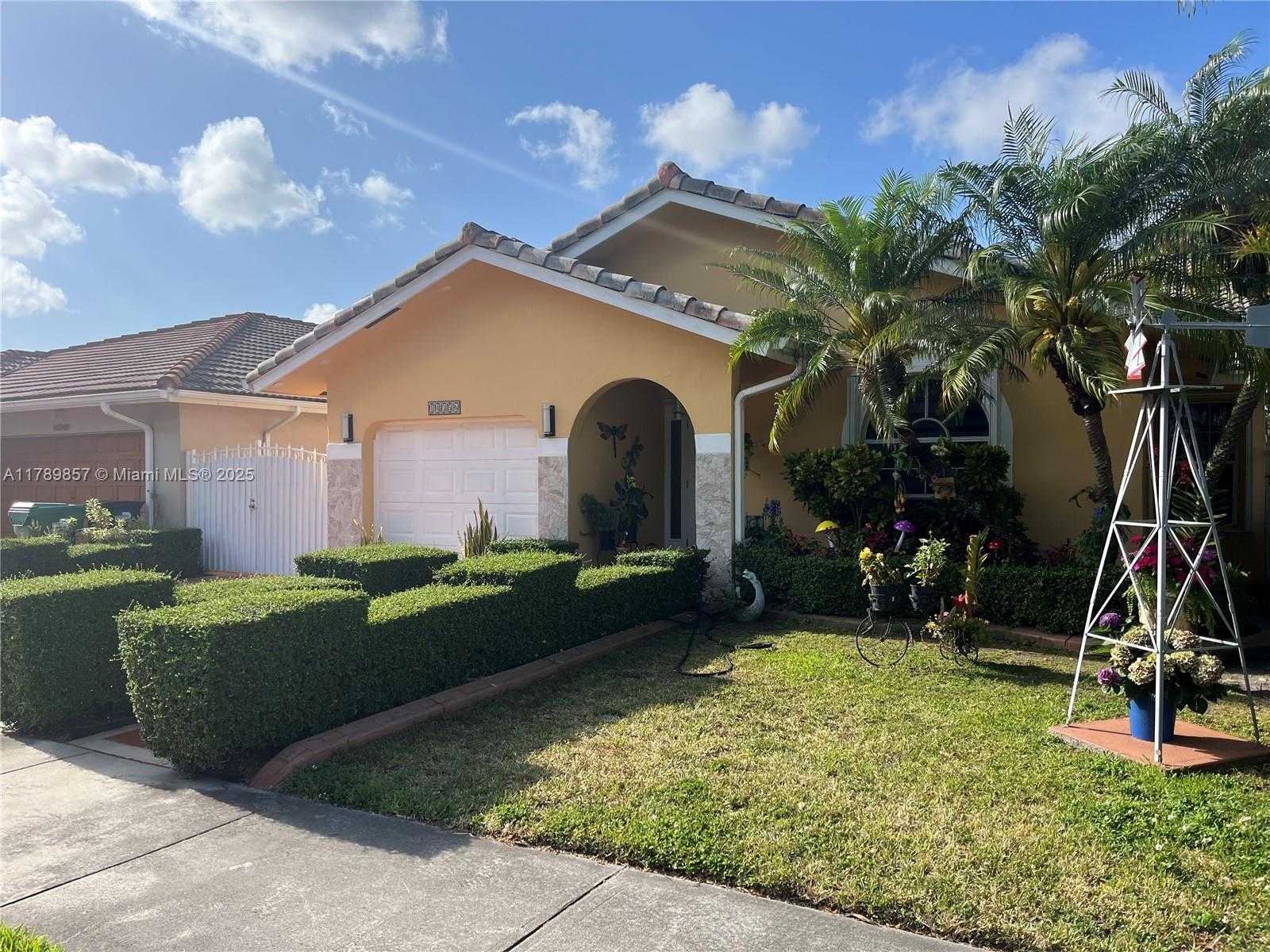 Small Image of 14356 SOUTH WEST 48TH LN #1, Miami Number 2