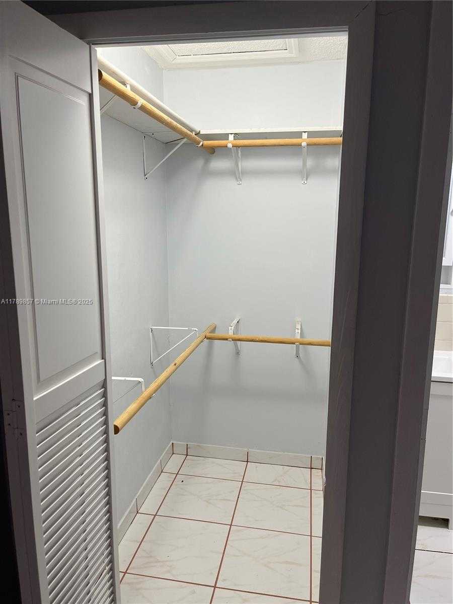 Small Image of 14356 SOUTH WEST 48TH LN #1, Miami Number 9