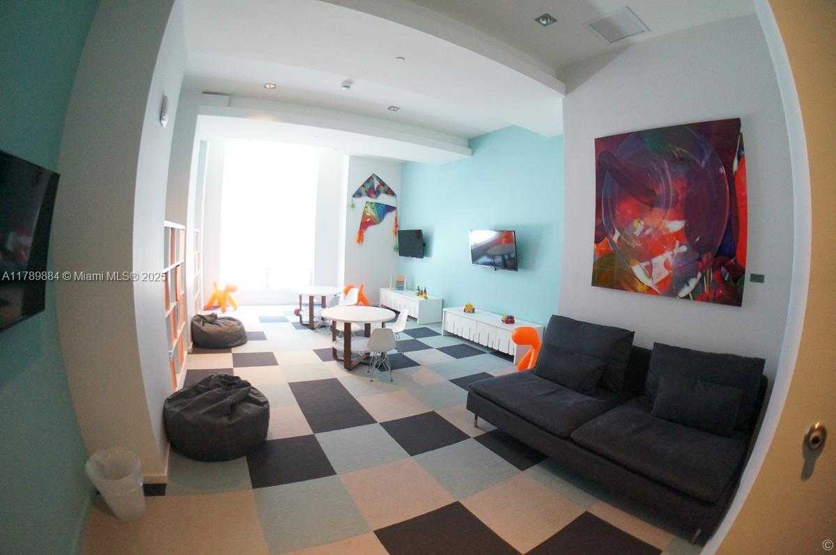 Small Image of 1100 SOUTH MIAMI AVE #1405, Miami Number 19