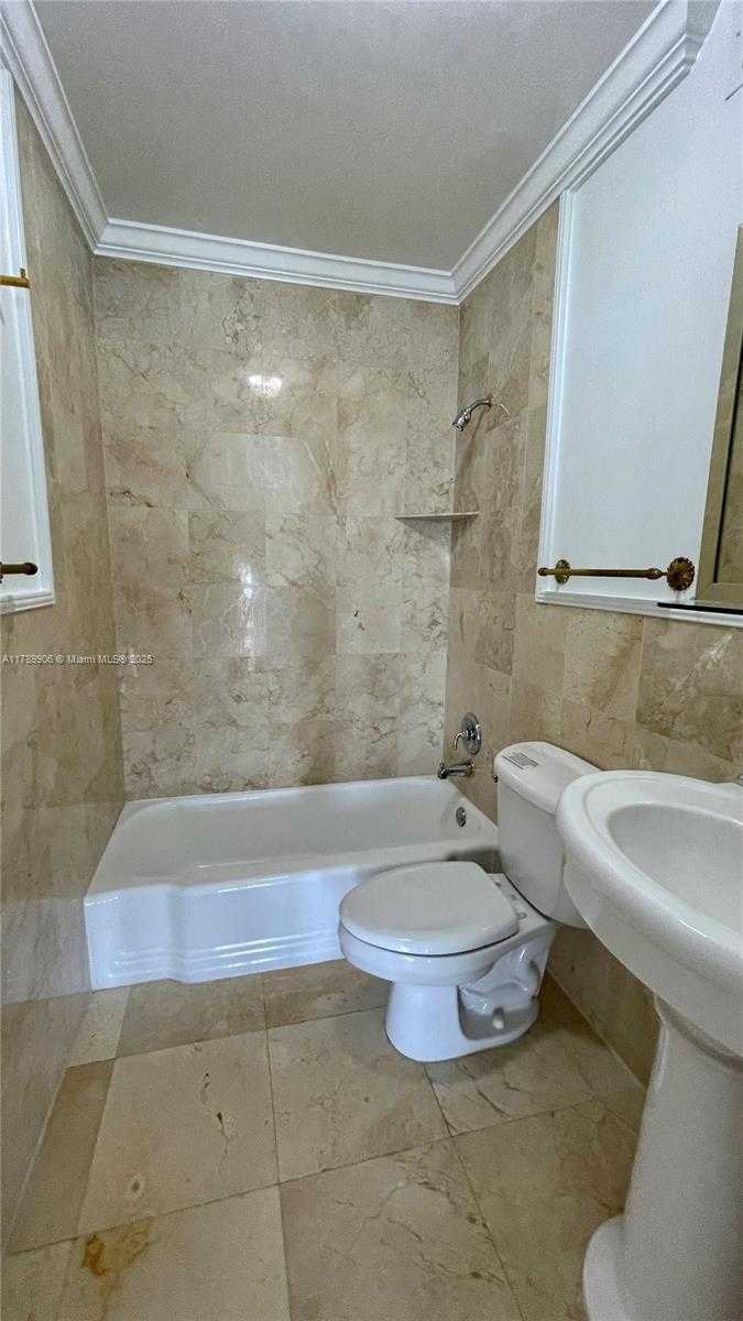 Small Image of 2451 BRICKELL AVE #21H, Miami Number 10