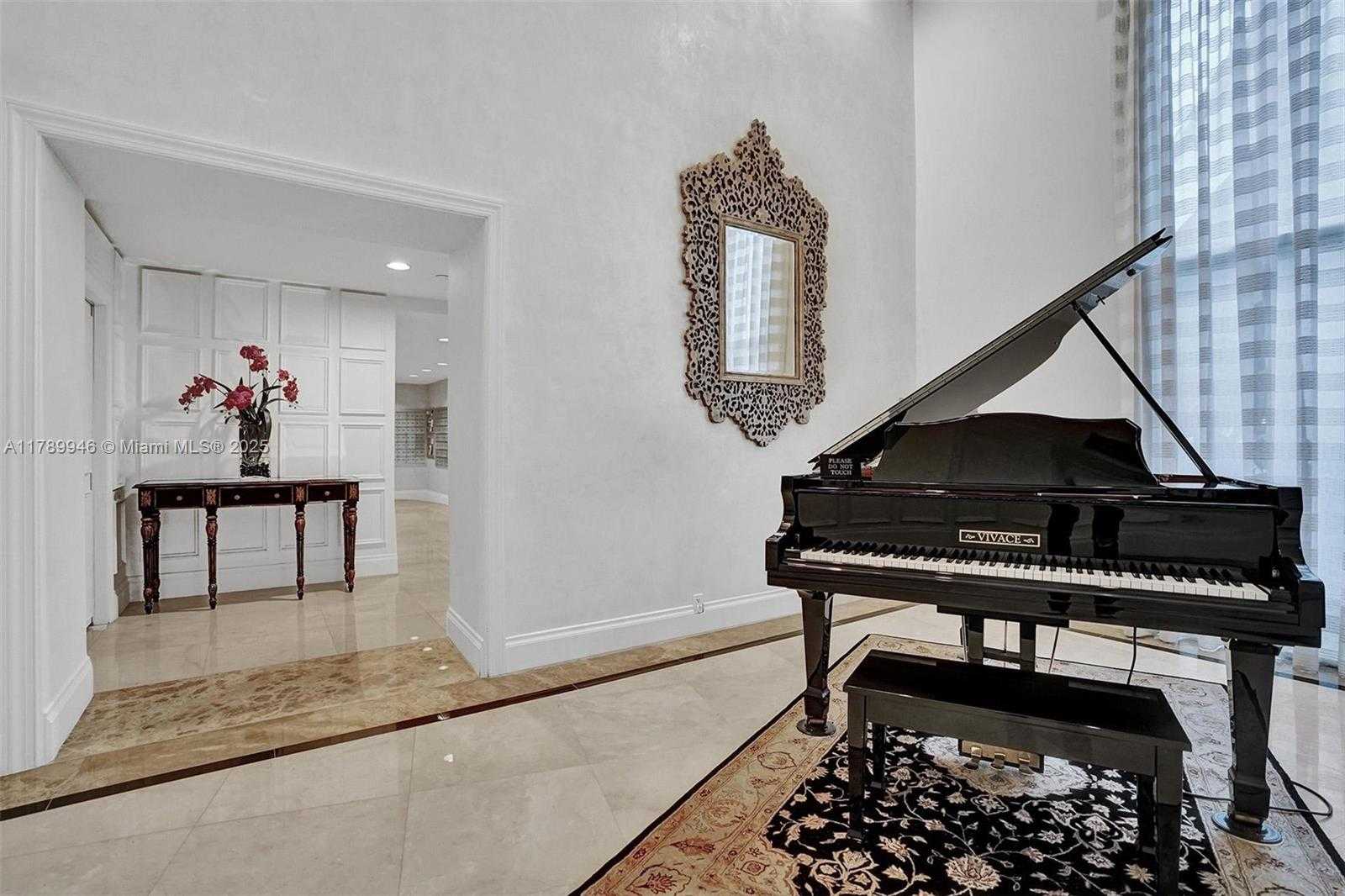 Small Image of 3530 #1812, Aventura Number 57