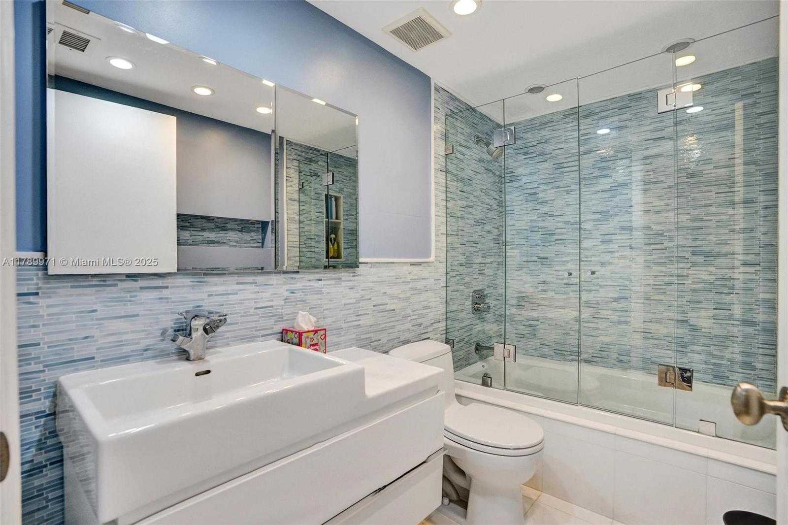 Small Image of 10175 COLLINS AVE #601, Bal Harbour Number 14