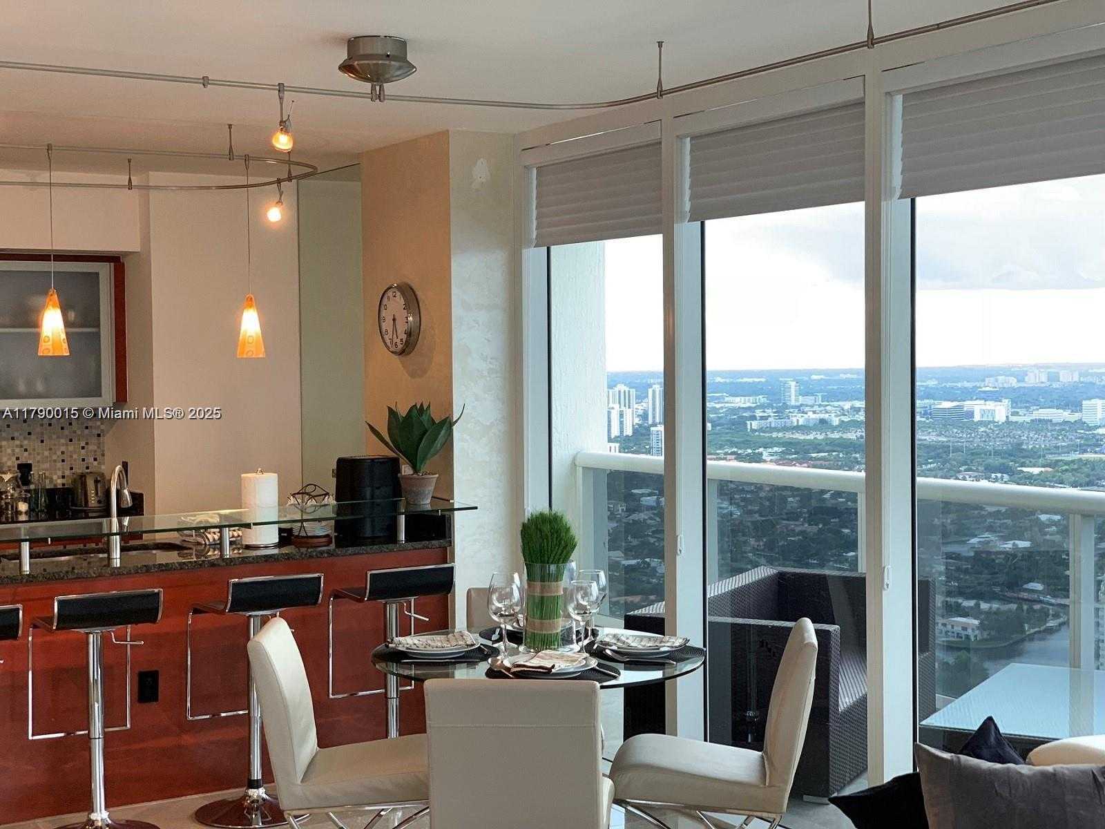 Small Image of 1830 SOUTH OCEAN #4608, Hallandale Beach Number 22