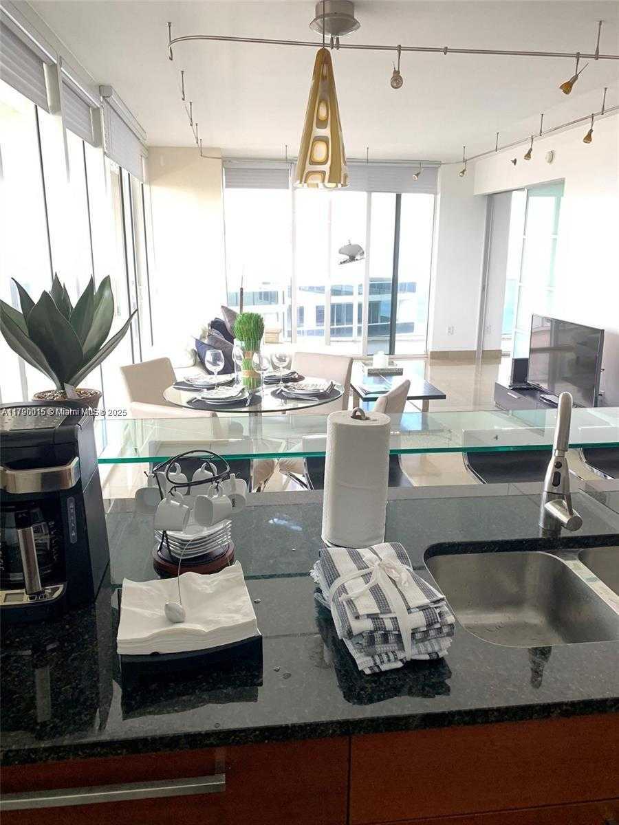 Small Image of 1830 SOUTH OCEAN #4608, Hallandale Beach Number 3