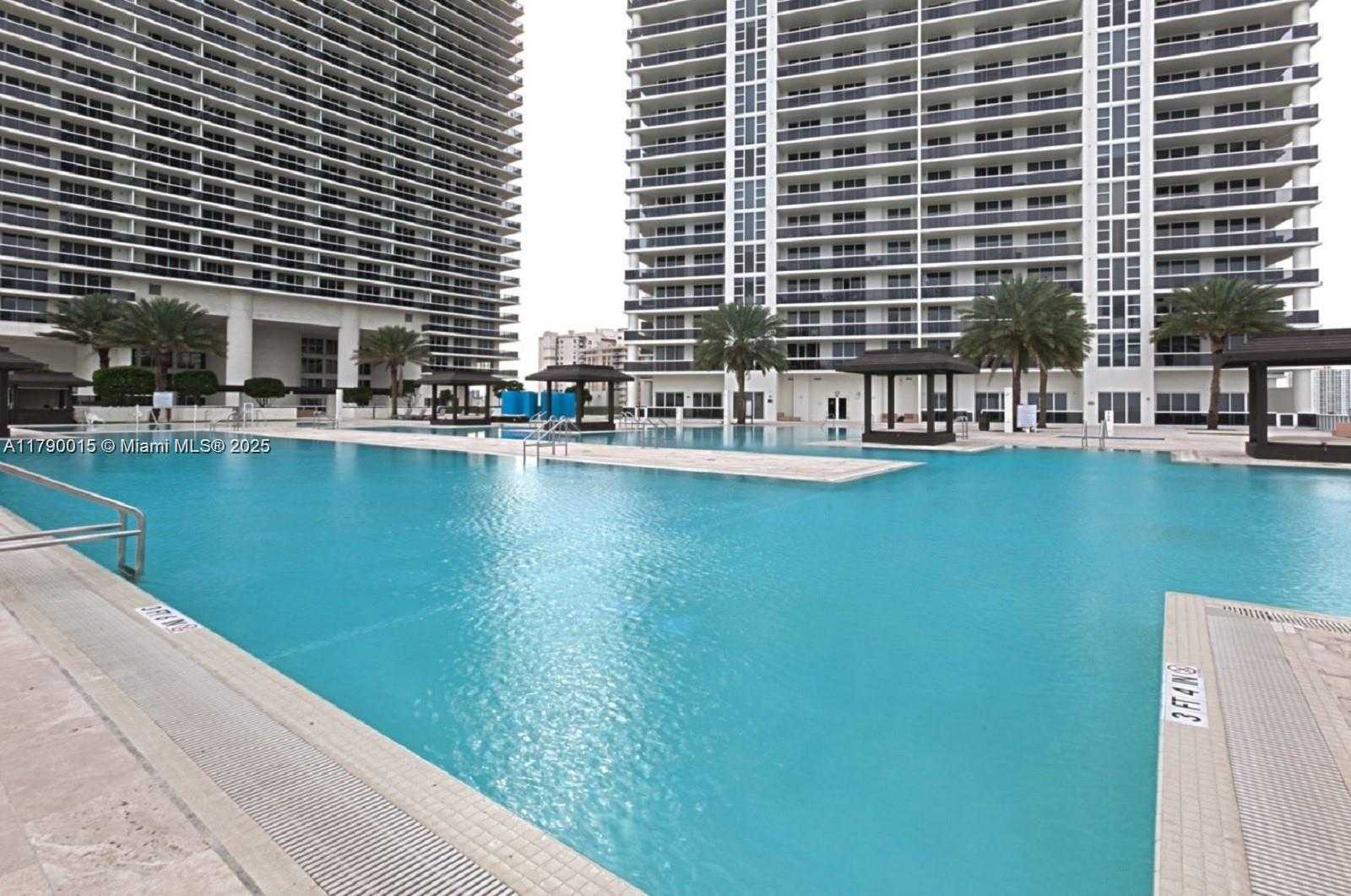 Small Image of 1830 SOUTH OCEAN #4608, Hallandale Beach Number 6