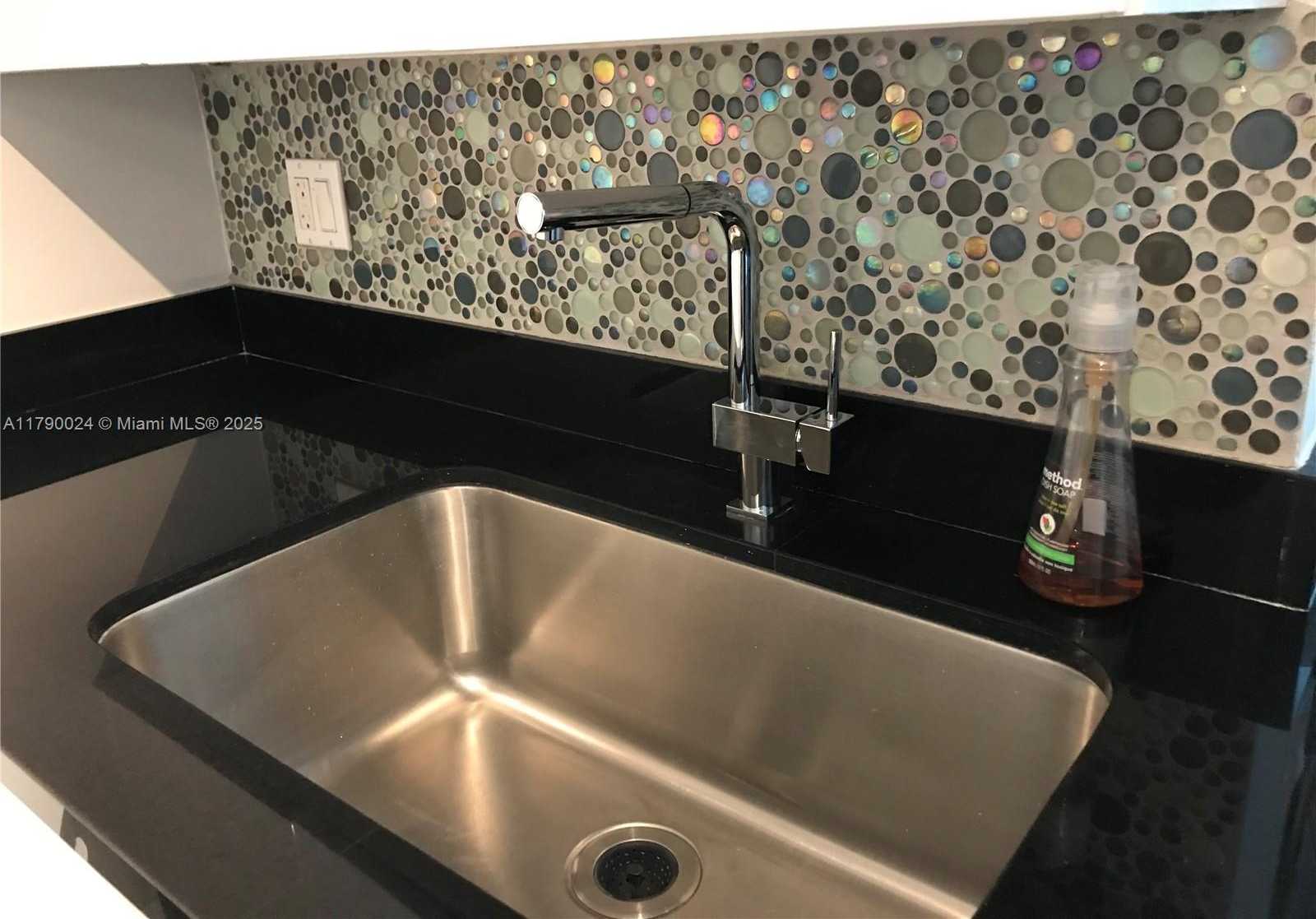 Small Image of 92 SOUTH WEST 3RD ST #2302, Miami Number 19