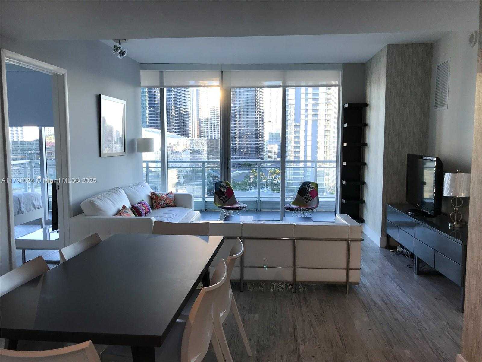 Small Image of 92 SOUTH WEST 3RD ST #2302, Miami Number 20