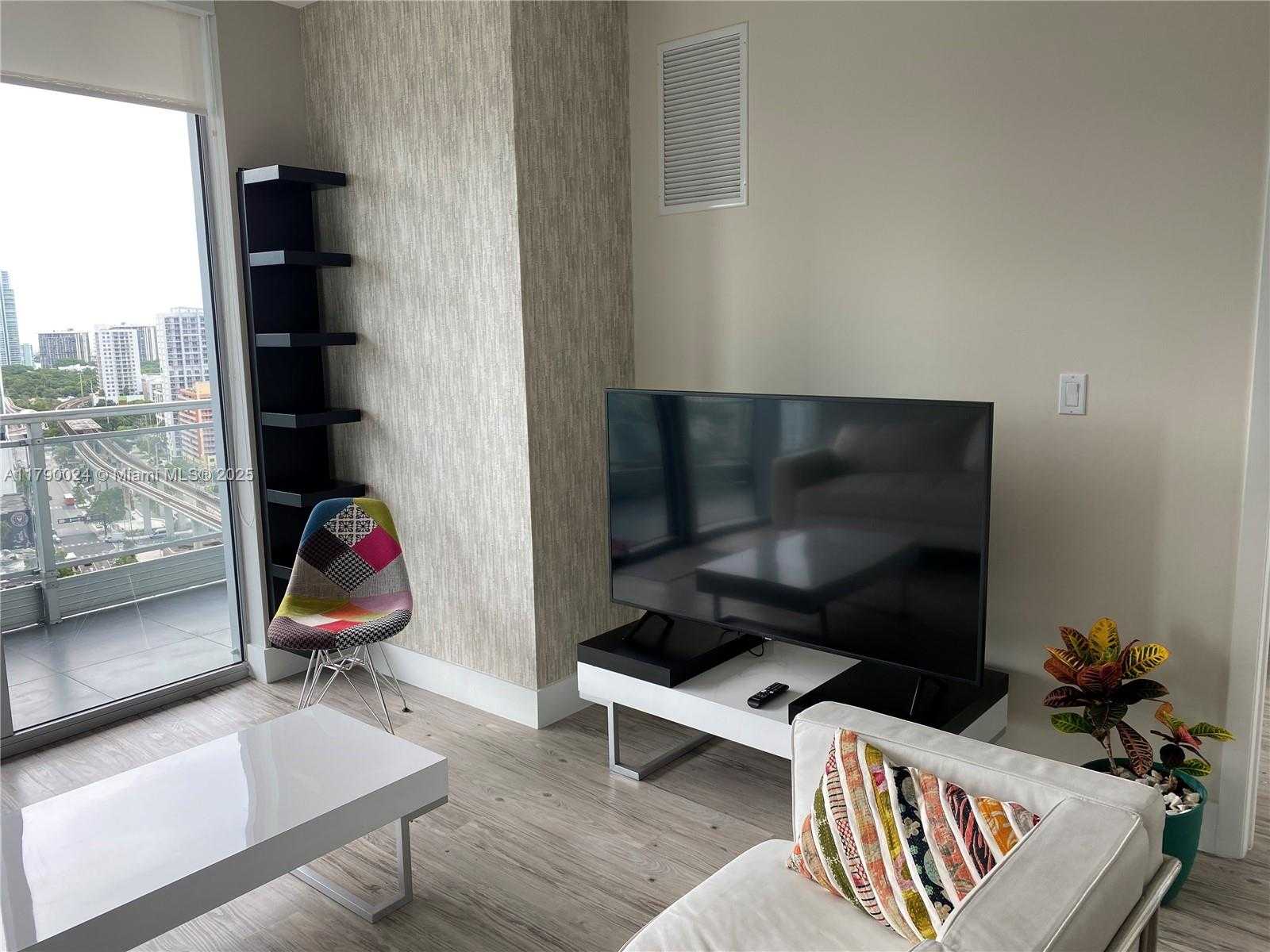 Small Image of 92 SOUTH WEST 3RD ST #2302, Miami Number 28