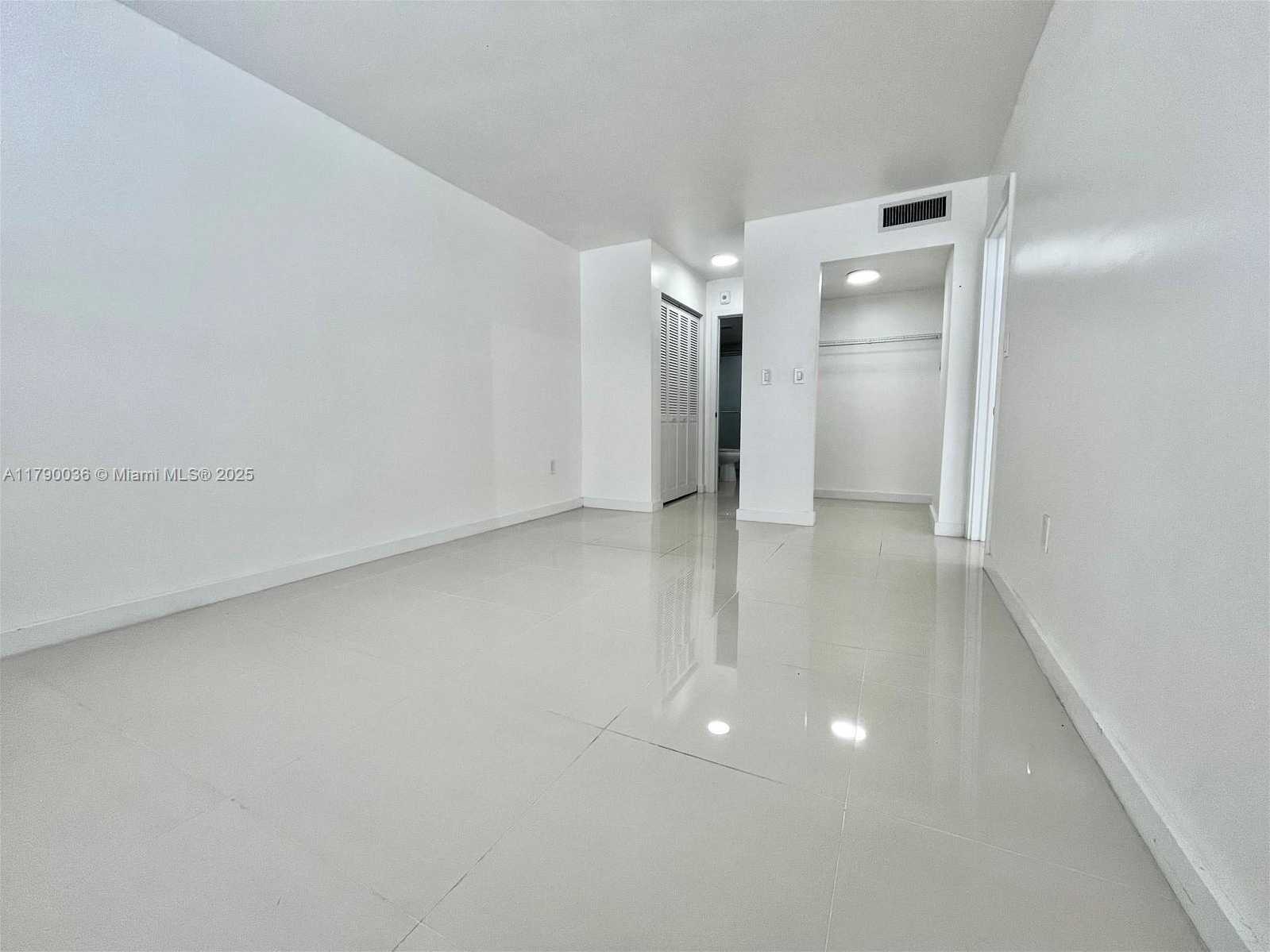 Small Image of 16465 NORTH EAST 22ND AVE #110, North Miami Beach Number 19
