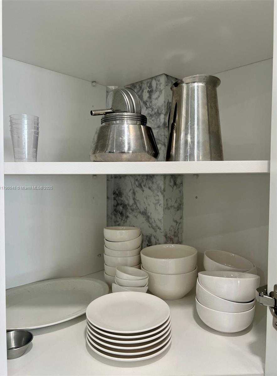 Small Image of 155 OCEAN LANE DR #1011, Key Biscayne Number 20