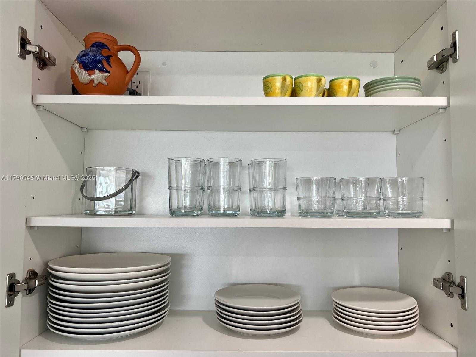 Small Image of 155 OCEAN LANE DR #1011, Key Biscayne Number 21