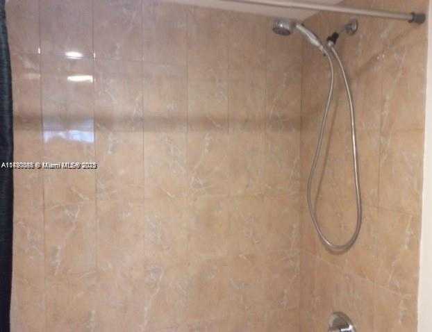 Small Image of 200 178TH DR #504, Sunny Isles Beach Number 4
