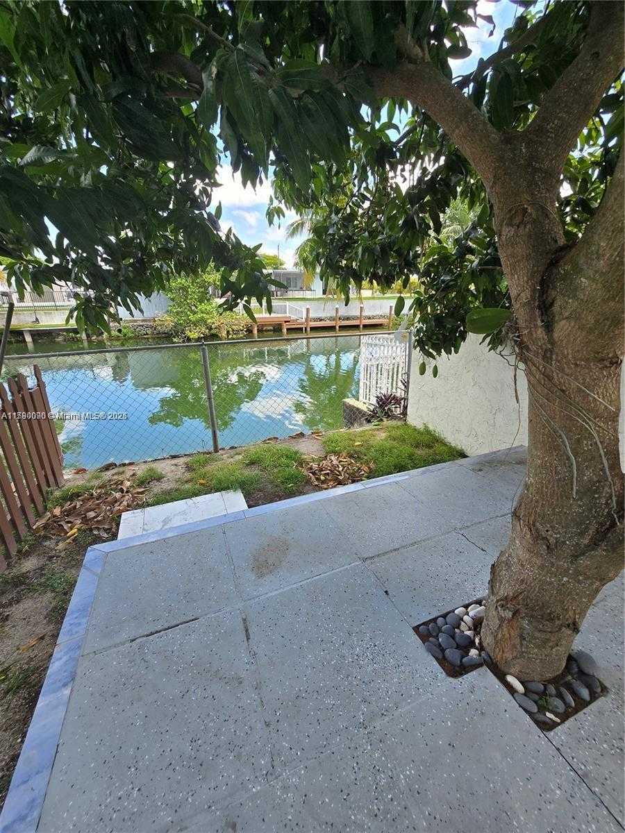 Small Image of 10981 SOUTH WEST 44TH ST #2, Miami Number 2
