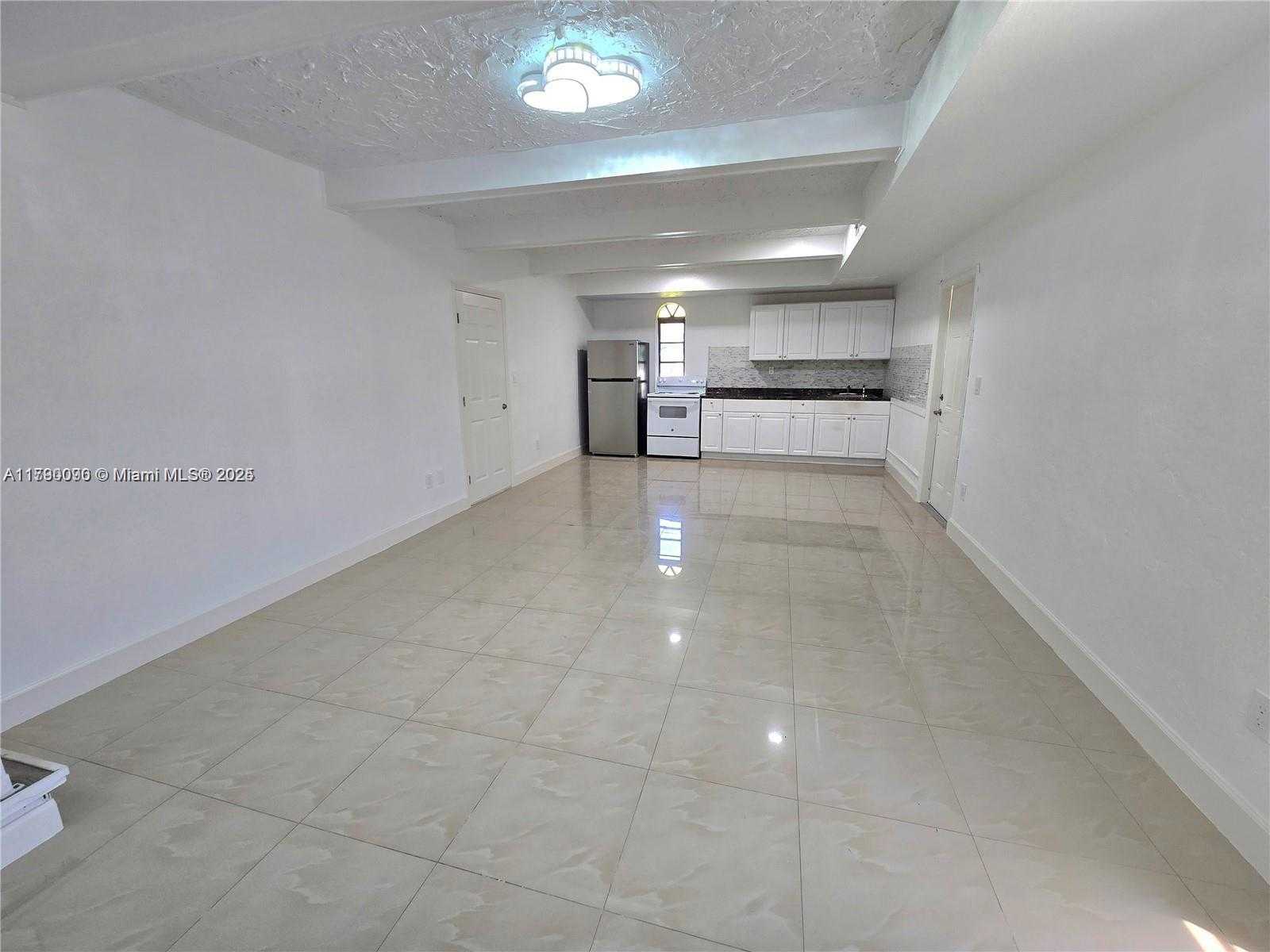Small Image of 10981 SOUTH WEST 44TH ST #2, Miami Number 3