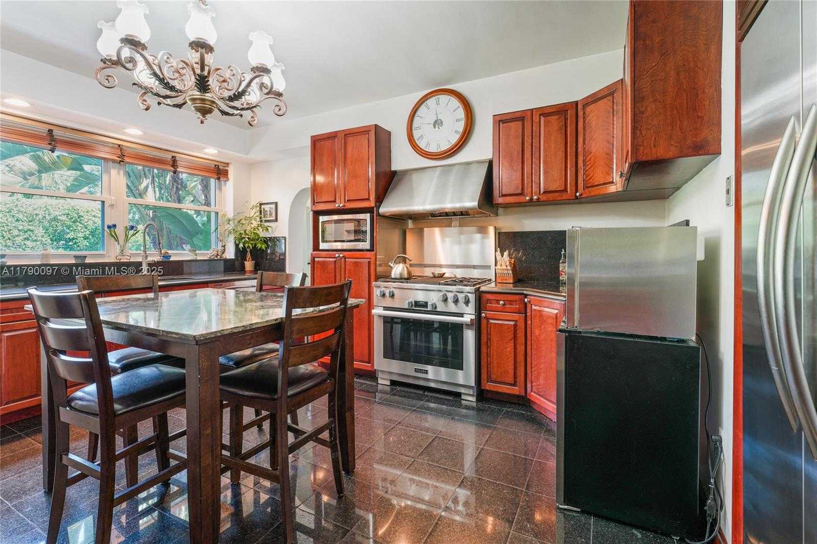 Small Image of 339 NORTH EAST 96TH ST, Miami Shores Number 12