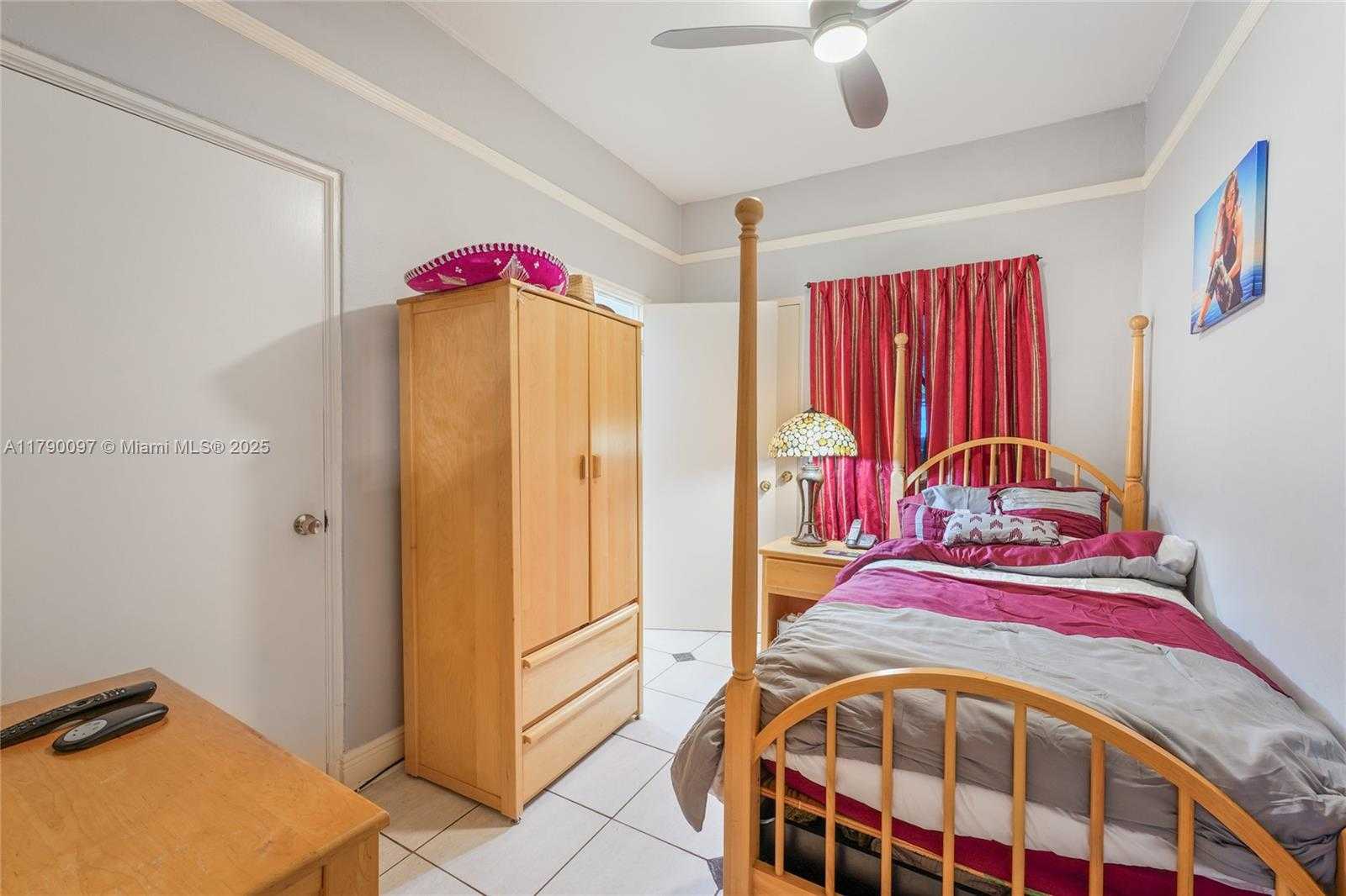 Small Image of 339 NORTH EAST 96TH ST, Miami Shores Number 29