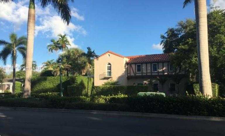 Small Image of 339 NORTH EAST 96TH ST, Miami Shores Number 3